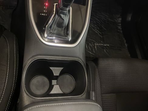 Used 2023 Subaru Outback Premium image 21