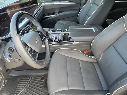 Used 2026 Cadillac Escalade Sport w/ Touring Package image 10