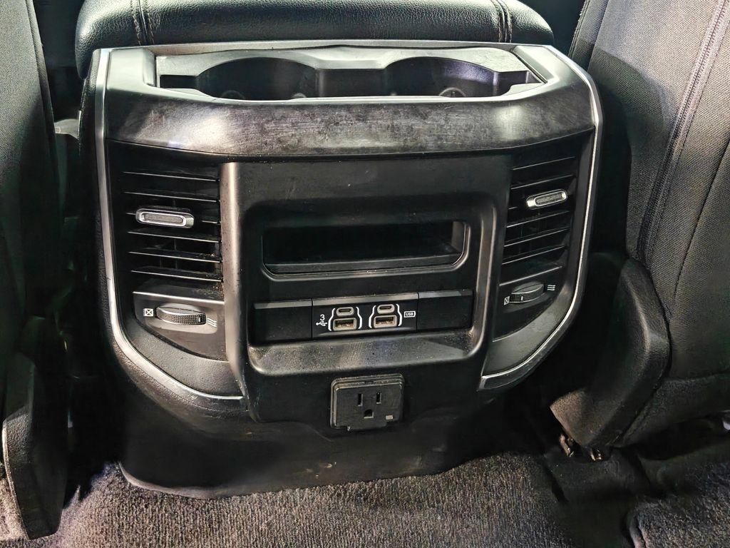 Used 2019 RAM 1500 Big Horn AWD/4WD image 33