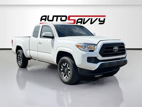 Used 2023 Toyota Tacoma SR image 1