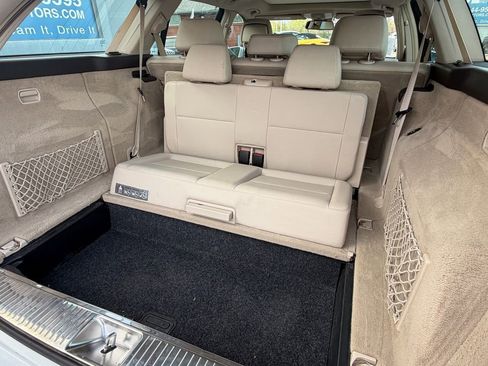 Used 2016 Mercedes-Benz E 350 4MATIC Wagon w/ Premium Package image 9