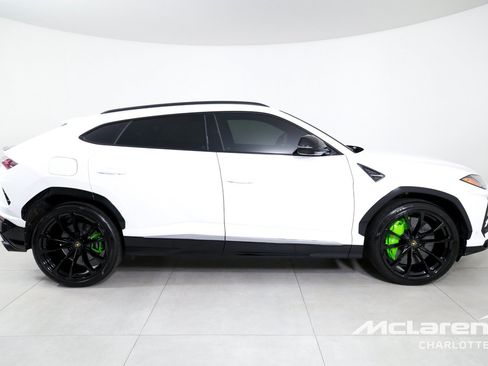 Used 2019 Lamborghini Urus AWD/4WD image 9