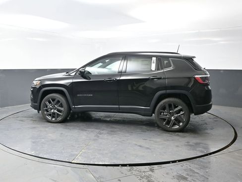 New 2026 Jeep Compass Latitude image 6