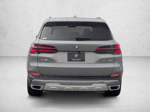 New 2026 BMW X5 xDrive40i w/ Climate Comfort Package AWD/4WD image 8
