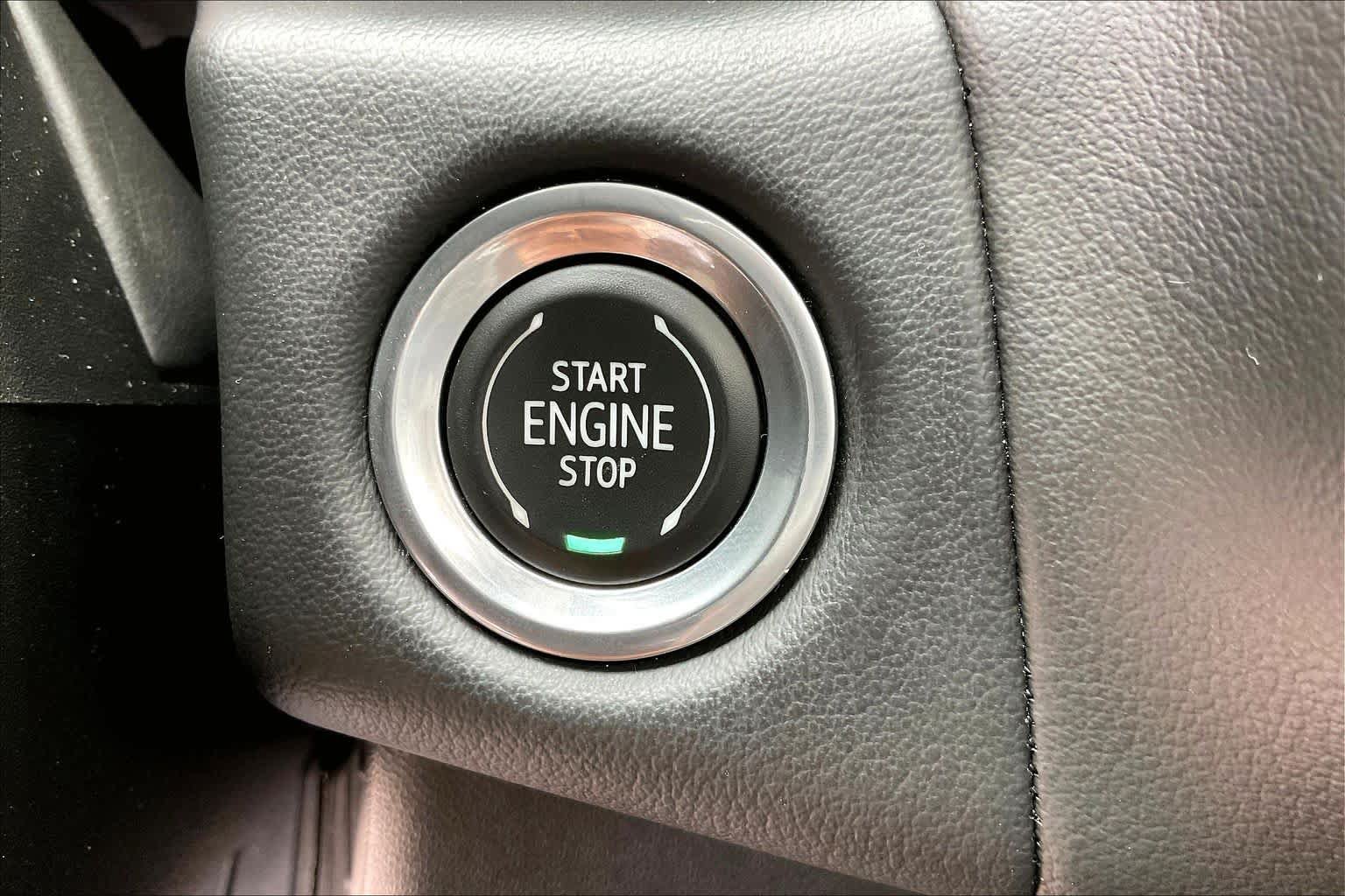 Used 2021 Chevrolet Tahoe High Country w/ Premium Package AWD/4WD image 33