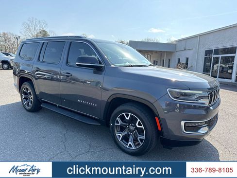 Certified 2023 Jeep Wagoneer Series III w/ Preferred Equipment Group image 1