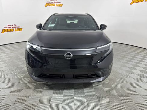 New 2026 Nissan Leaf Platinum+ w/ Cargo Package (Platinum+) image 9