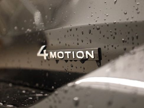 New 2026 Volkswagen Tiguan SE R-Line image 39