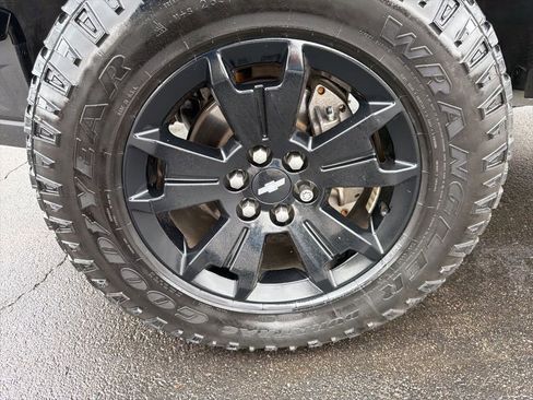 Used 2019 Chevrolet Colorado ZR2 w/ ZR2 Midnight Special Edition image 9