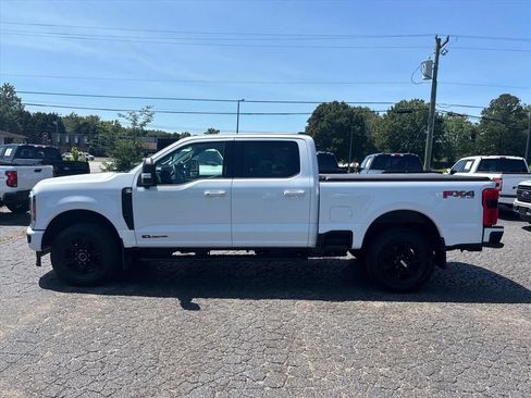 Used 2023 Ford F250 XLT w/ XLT Premium Package AWD/4WD image 4