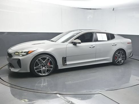 Used 2022 Kia Stinger GT1 AWD/4WD image 4