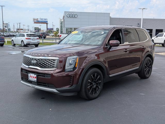 Used 2021 Kia Telluride LX FWD image 3