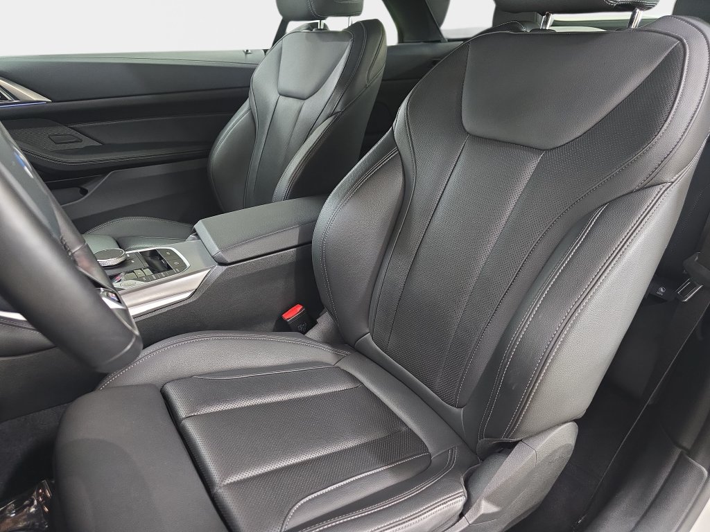 Certified 2026 BMW 430i Convertible RWD image 17