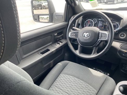 New 2025 RAM 2500 Tradesman image 30