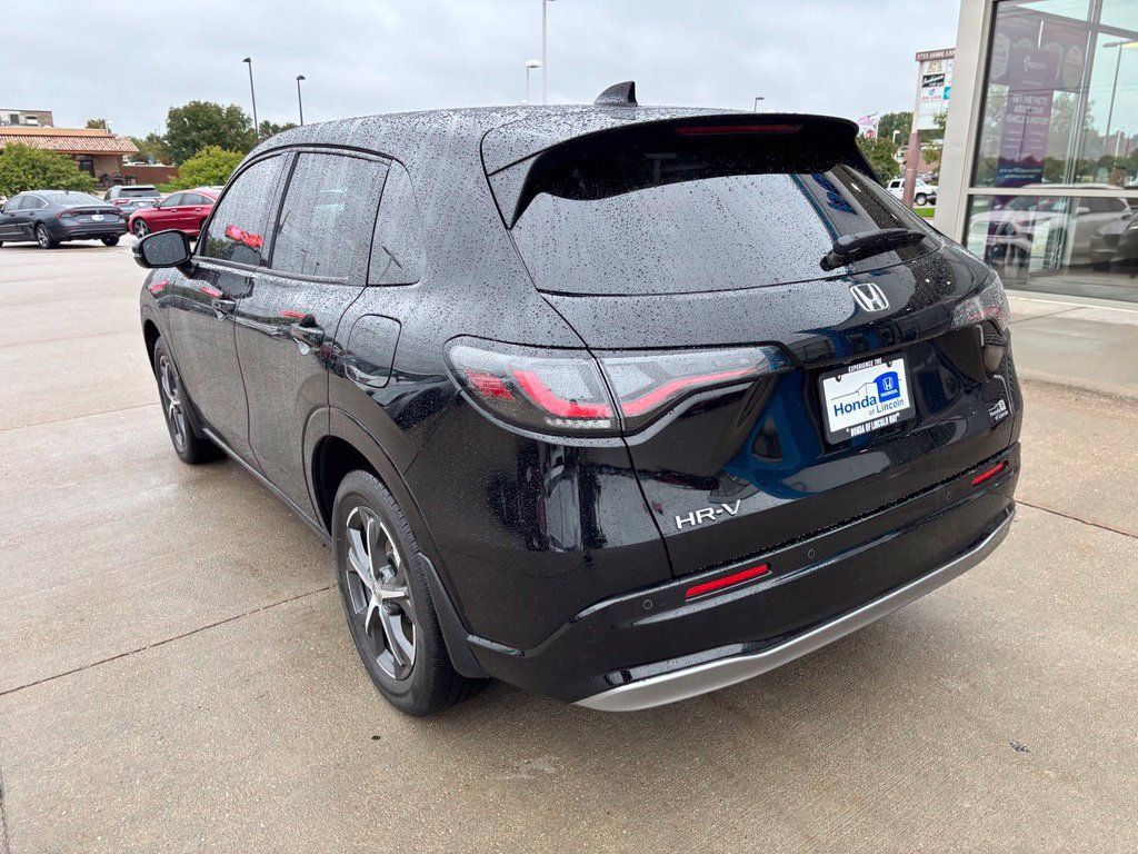 Used 2024 Honda HR-V EX-L image 7