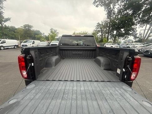 Used 2020 GMC Sierra 1500 SLE w/ SLE Value Package AWD/4WD image 15