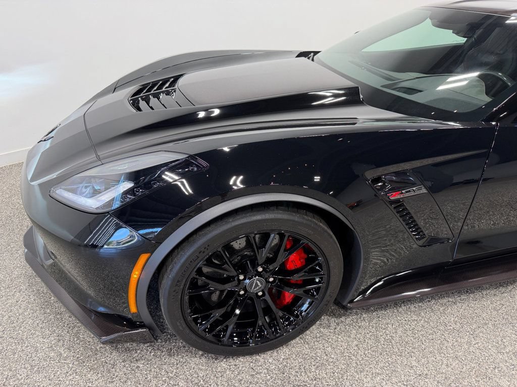 Used 2019 Chevrolet Corvette Z06 RWD image 27