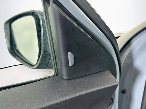 Used 2024 Nissan Kicks SR w/ SR Premium Package image 16