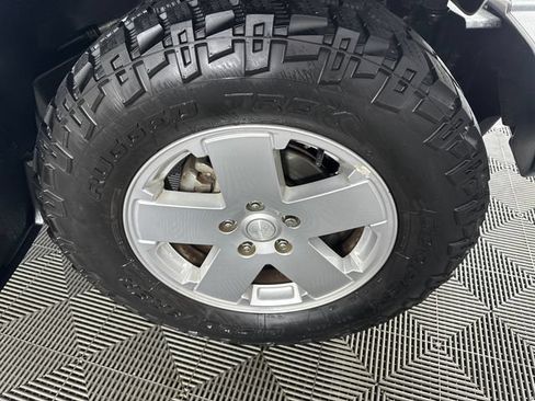 Used 2010 Jeep Wrangler Sahara w/ Trailer Tow Group AWD/4WD image 12