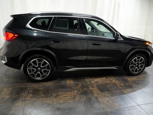 Used 2025 BMW X1 xDrive28i w/ Technology Package image 3
