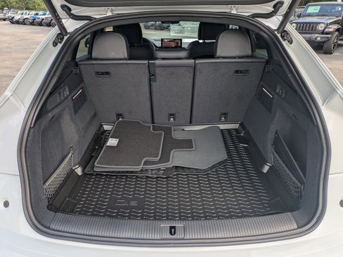 New 2025 Audi Q5 2.0T Premium Plus image 27