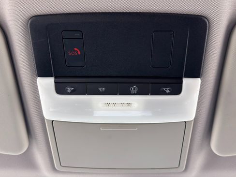 Used 2022 Mitsubishi Outlander SE image 29