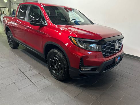 New 2026 Honda Ridgeline TrailSport image 2