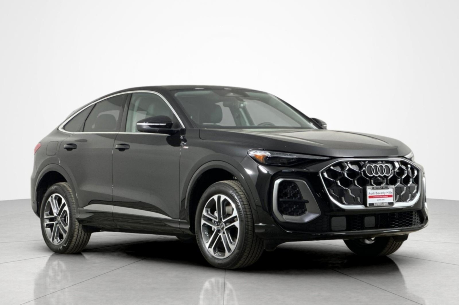 New 2026 Audi Q5 Premium Plus AWD/4WD image 2