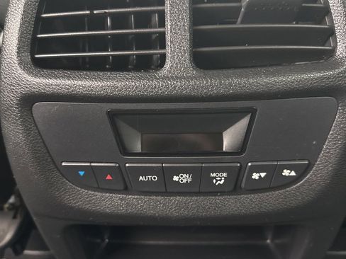 Used 2017 Honda Pilot EX-L image 31