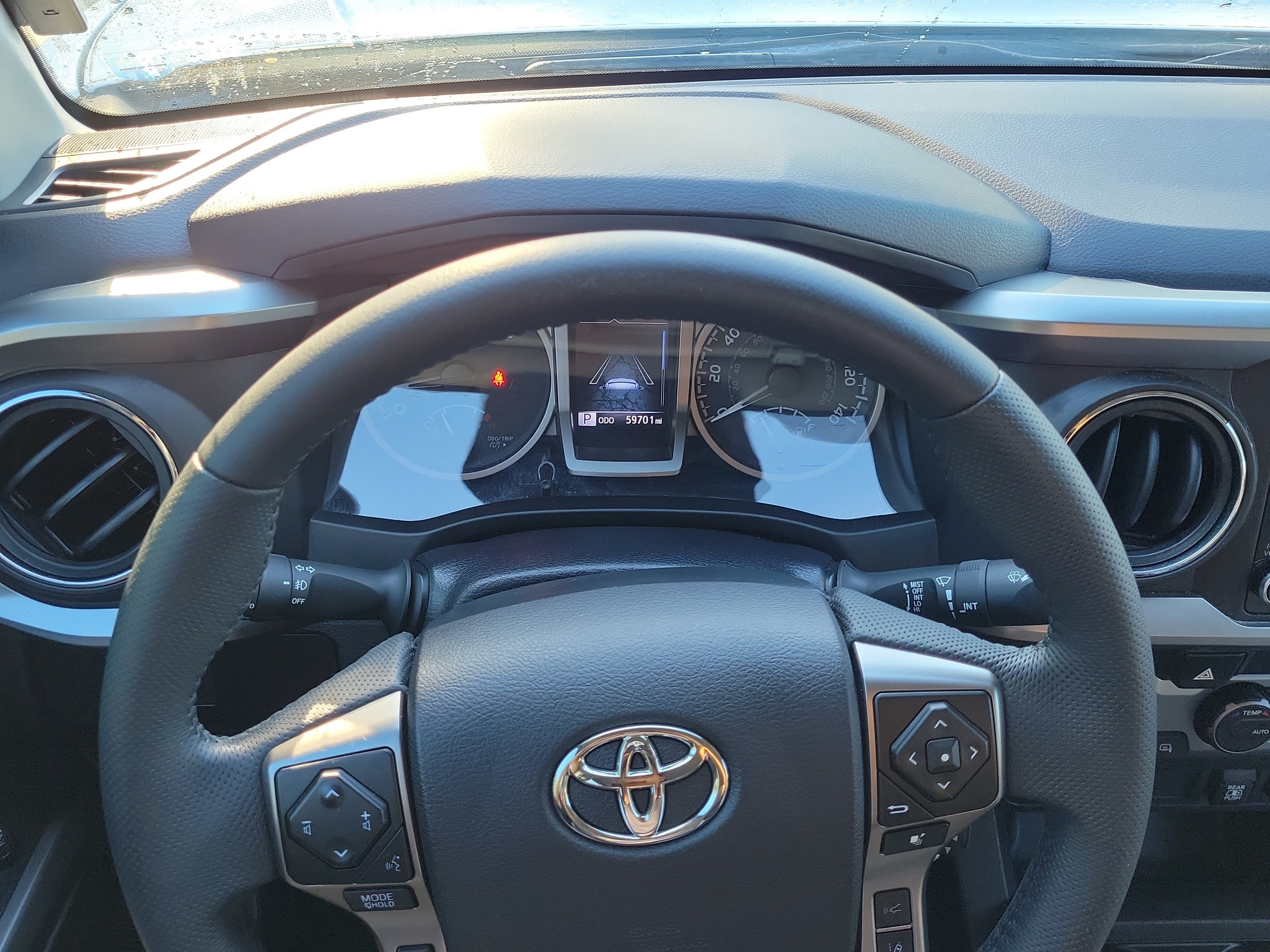 Used 2022 Toyota Tacoma SR5 w/ Technology Package RWD image 19
