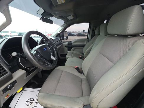 Used 2020 Ford F250 XL w/ Power Equipment Group image 9