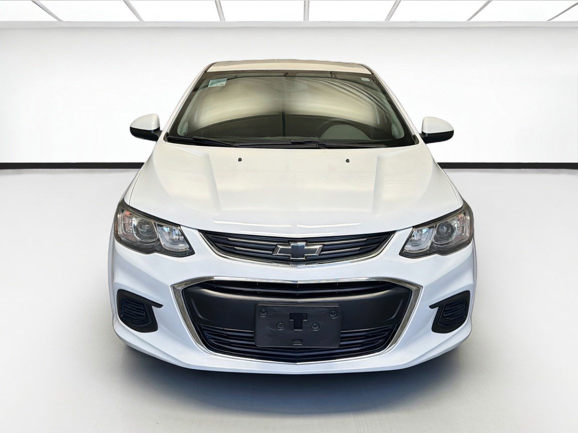 Used 2019 Chevrolet Sonic LT w/ Convenience Package FWD image 2