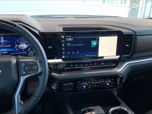 Used 2024 Chevrolet Silverado 1500 High Country image 7