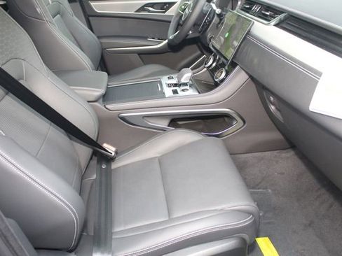 New 2026 Jaguar F-PACE R-Dynamic S image 3