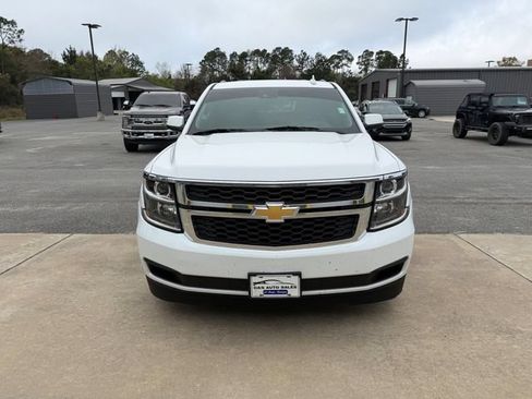 Used 2019 Chevrolet Suburban LT AWD/4WD image 2