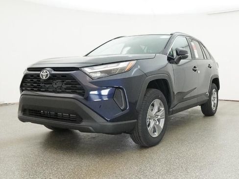 New 2025 Toyota RAV4 XLE image 32