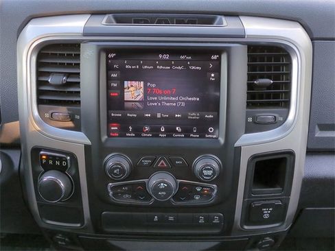 Used 2019 RAM 1500 Big Horn image 17