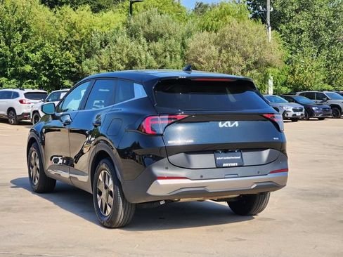 Certified 2026 Kia Sportage LX FWD image 5