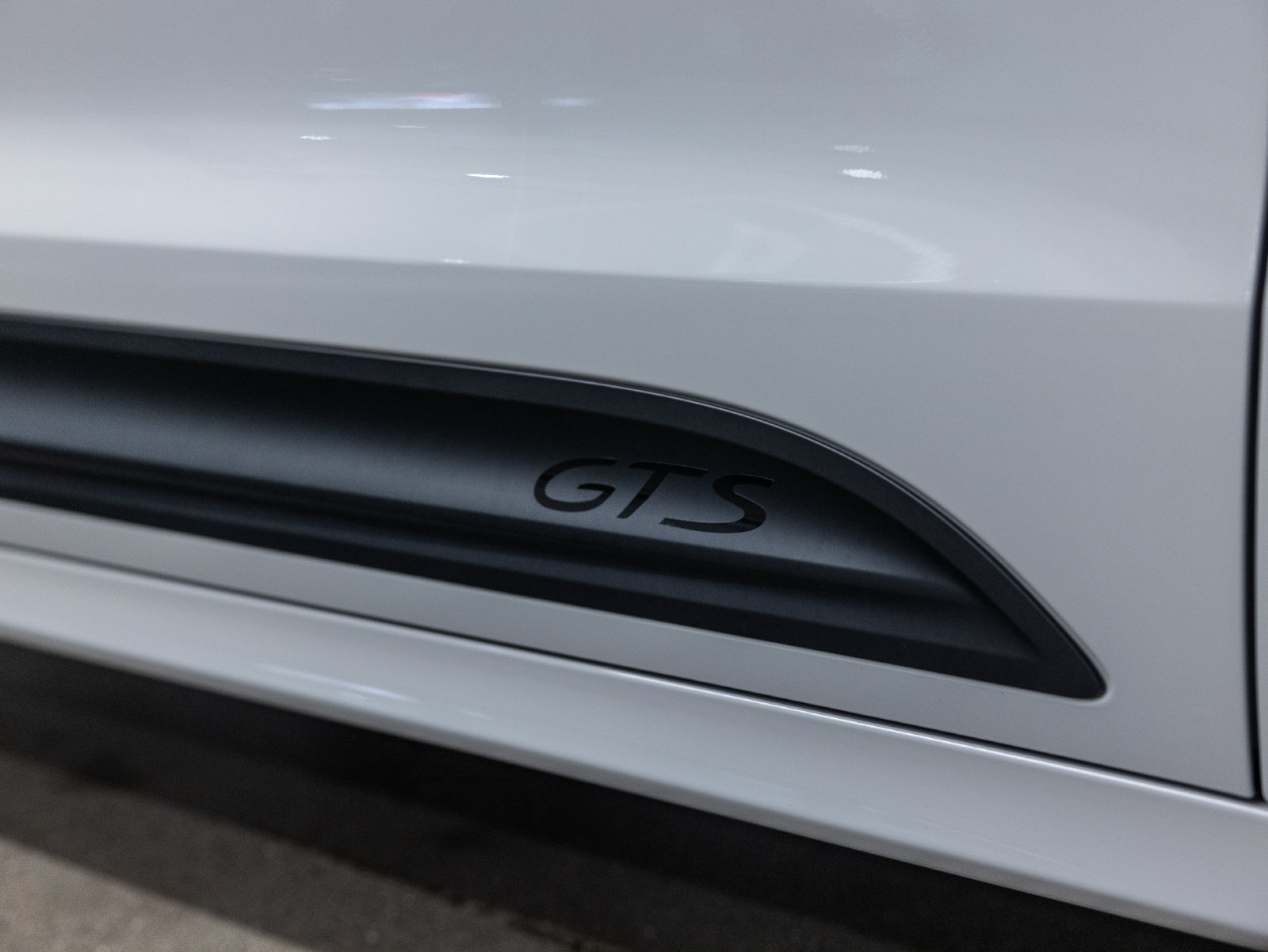 Certified 2026 Porsche Macan GTS AWD/4WD image 52