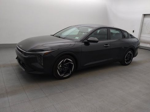 Used 2025 Kia K4 EX FWD image 2