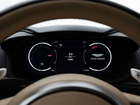 Used 2023 Aston Martin DBX 707 image 32