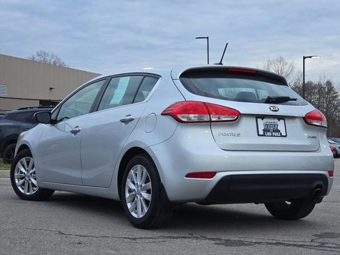 Used 2015 Kia Forte EX image 10