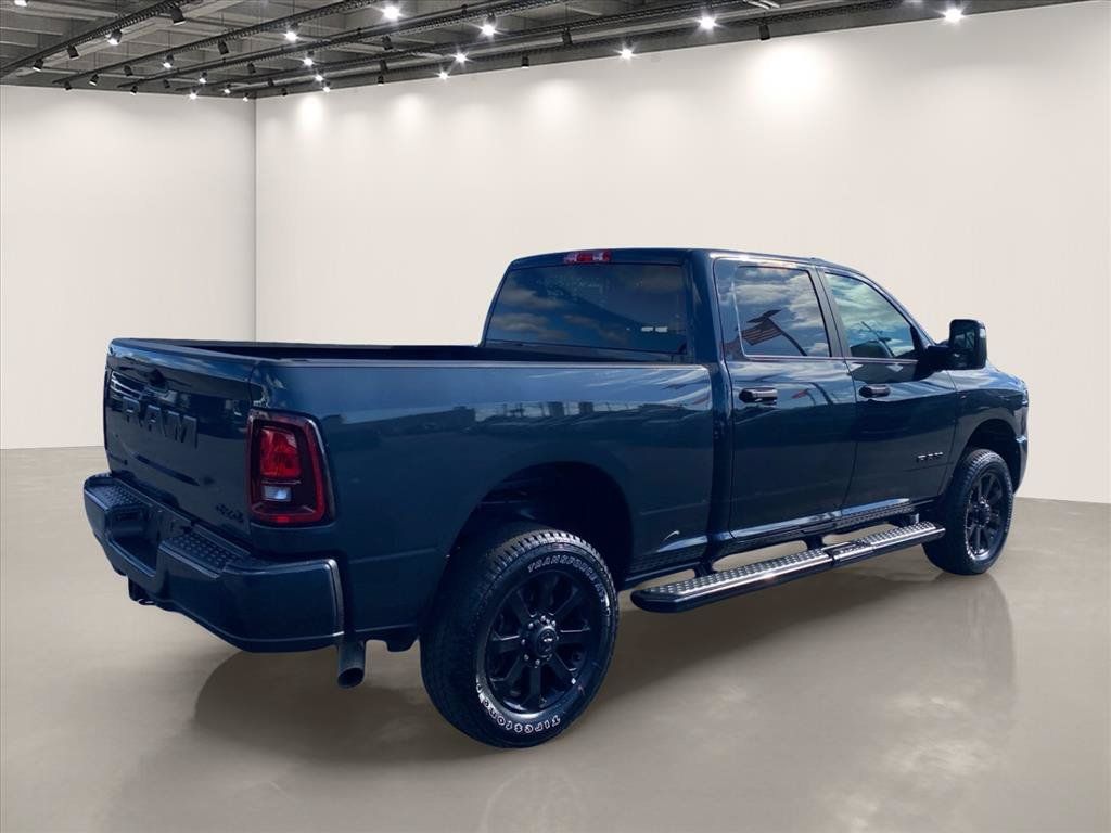 Used 2026 RAM 2500 Big Horn AWD/4WD image 7