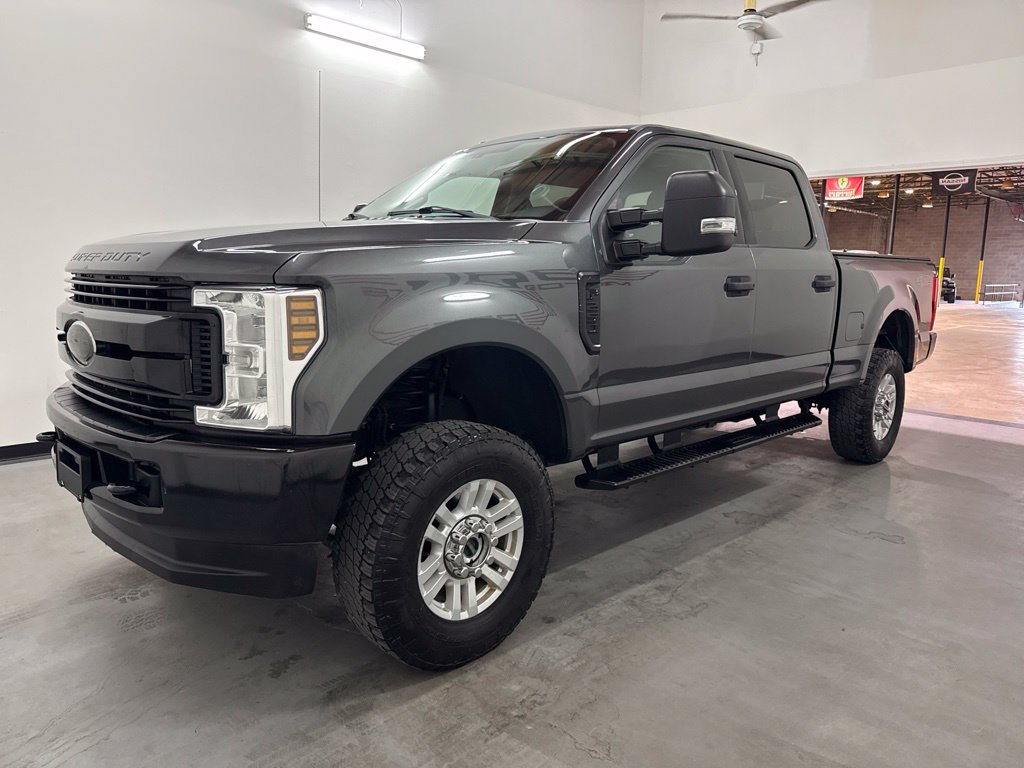 Used 2019 Ford F250 XLT w/ Snow Plow Prep Package AWD/4WD image 8