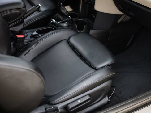 Used 2016 MINI Cooper 2-Door Hardtop FWD image 29
