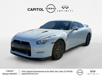 Used 2016 Nissan GT-R Premium