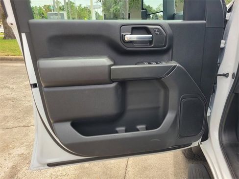 New 2025 Chevrolet Silverado 2500 Custom w/ Custom Value Package image 25