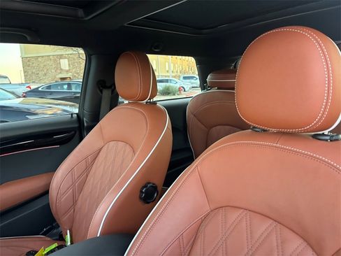 Used 2023 MINI Cooper SE image 13