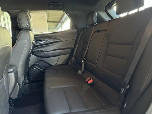 Used 2024 Chevrolet TrailBlazer RS w/ Convenience Package AWD/4WD image 16