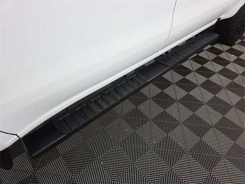 Used 2023 Chevrolet Silverado 1500 RST image 9